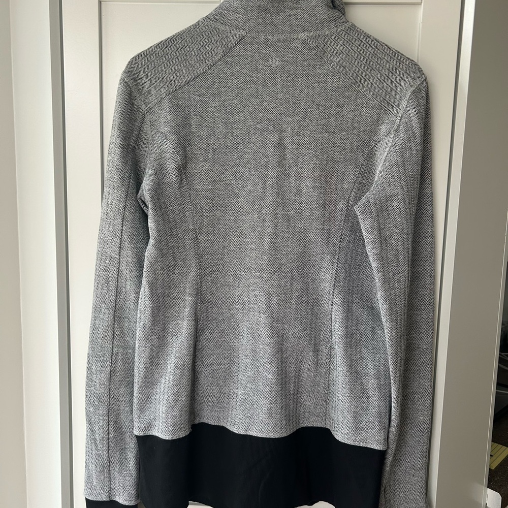 Lululemon Nice Asana Jacket *Herringbone size 12 - Picture 6 of 6
